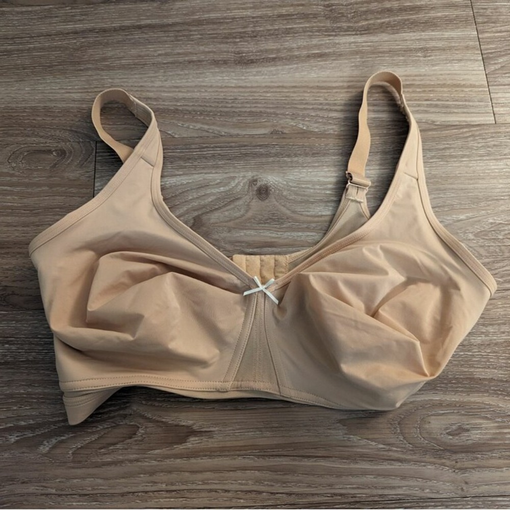 PLUS CACIQUE INTIMATES unlined no wire power mesh bra